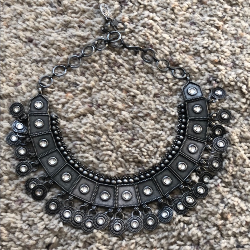 Statement necklace